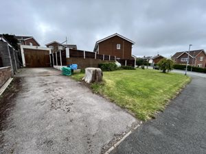 Photo 17- click for photo gallery